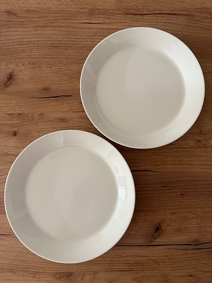 Iittala valkoiset lautaset