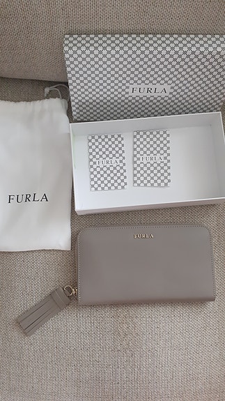 Furla lompakko harmaa