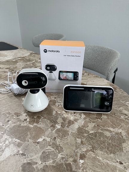 Motorola PIP1510 HD vauvamonitori kameralla