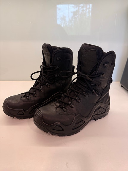 Lowa Särmä goretex vaelluskengät / retkikengät, nubuck-nahka