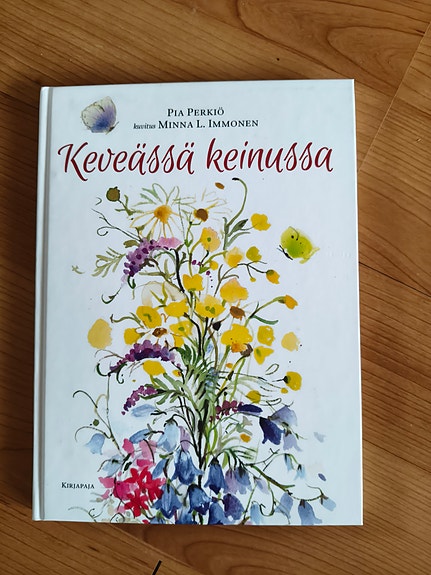 Kaunis Pia Perkiön runokirja Keveässä keinussa, kuvitus Minna Immosen