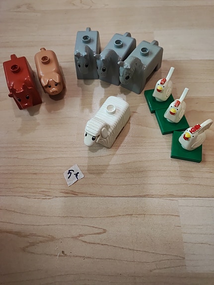 Lego Duplo maatilan eläimet