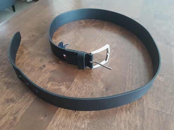 Tommy Hilfiger vyö