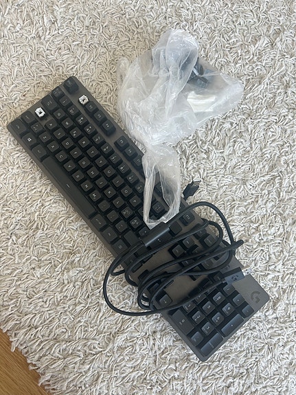 Logitech G näppäimistö