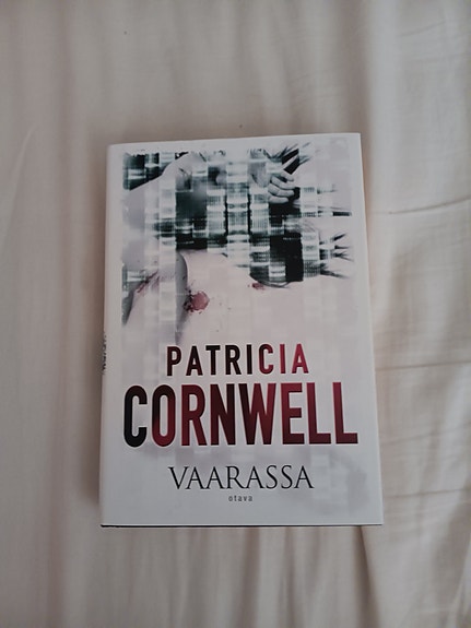 Patricia Cornwell Vaarassa