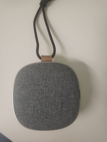 SACKit WOOFit Go pieni langaton Bluetooth-kaiutin,