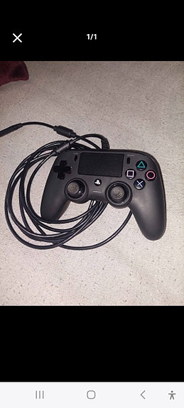 Nacon langallinen ohjain PS4 / PC musta