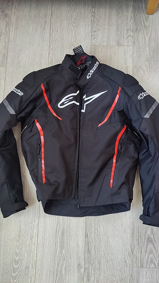 MP-Takki Alpinestars T-Jaws V3 sekä Andes V3 Drystar housut