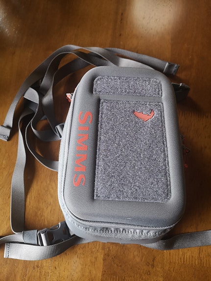 Simms freestone chest pack kalastuslaukku