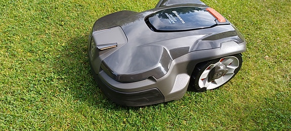 robottiruohonleikkuri  Husqvarna automower 415x