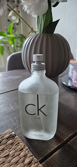 Calvin Klein CK One hajuvesi