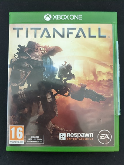 Titanfall Xbox One peli