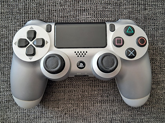 Sony PlayStation 4 DualShock 4 ohjain