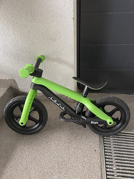 Alpina vihreä potkupyörä lapselle