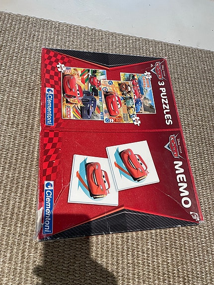 Cars palapeli ja muistipeli