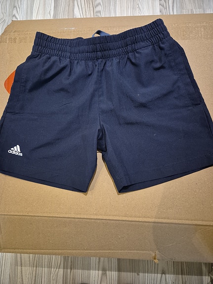 Adidas, Fila, Champion vaatteet pojalle
