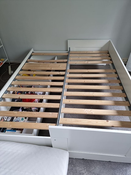 IKEA BRIMNES Sohvasänky ja patjaa