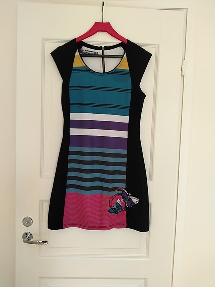 Desigual mekko