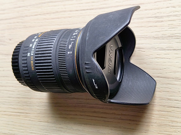 Sigma DC 18-50mm f/2.8 EX Macro (Canon)