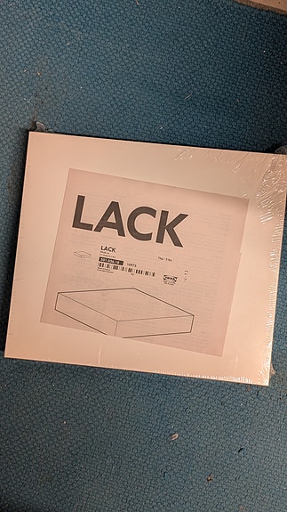 Pieni Ikean Lack-seinähylly