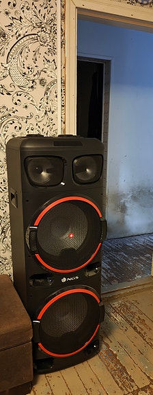 Vuokrataan kaiutinta