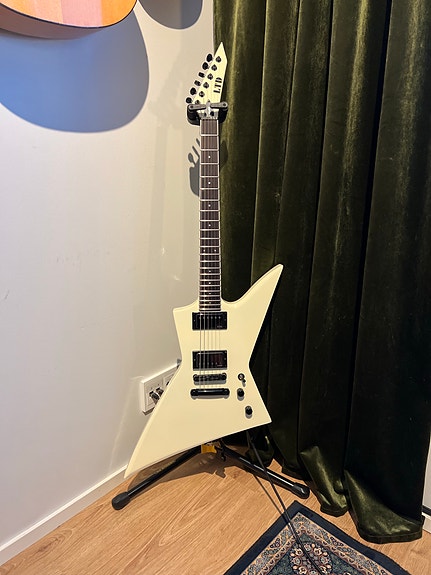 ESP LTD EX-200 / EMG HET-SET