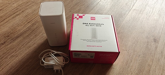 DNA 4G WiFi B818 kotimokkula reititin