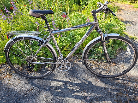 Trek 7300FX 28v