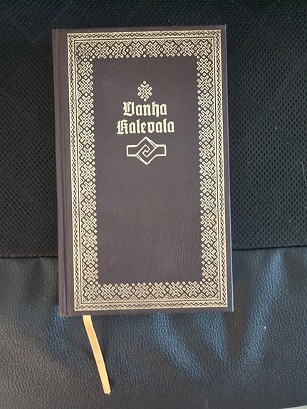 Vanha Kalevala kovakantinen kirja - Salakirjat