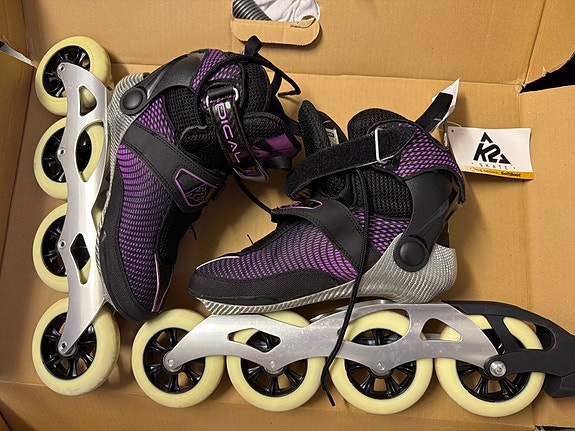 UUDET K2 Radical 100 W rullaluistimet koko 39 musta/violetti