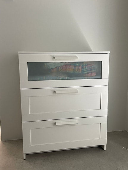 Ikea Brimnes lipasto