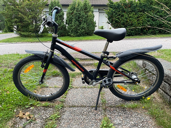 Poikien 20” Nakamura maastopyörä