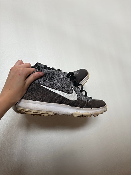 Nike flyknit chukka golf-kengät