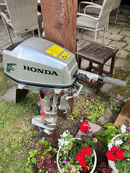 Honda 5 hv perämoottori