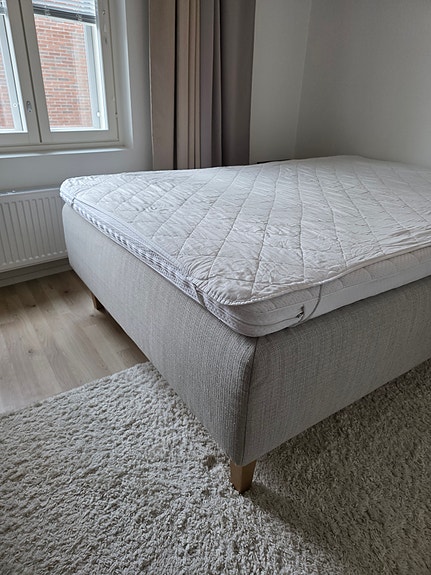 Runkosänky 140 cm petauspatjalla