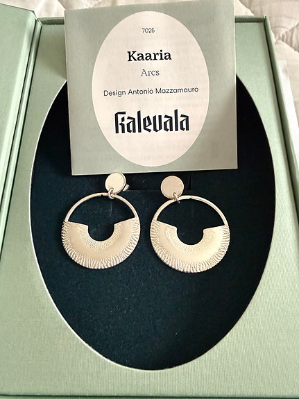 Kalevala Koru Kaaria korvakorut hopea uusi