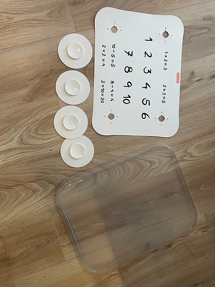 Stokke Table top ruokailualusta