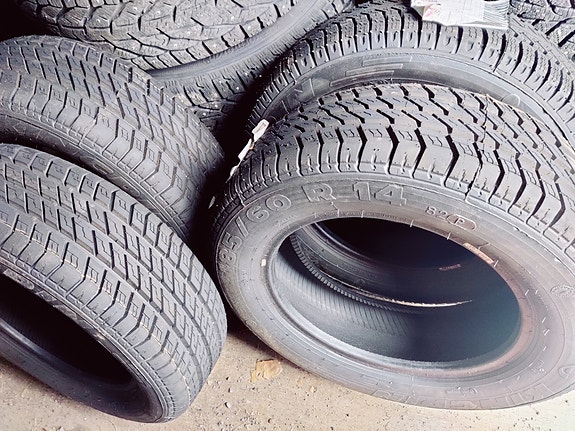 Uudet kesärenkaat 185/60r14