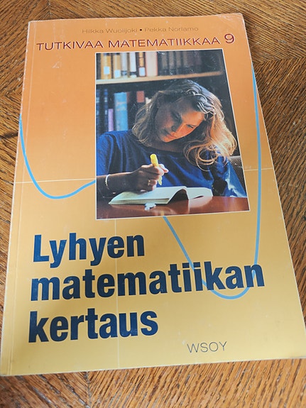 WSOY Lyhyen matematiikan kertaus oppikirja