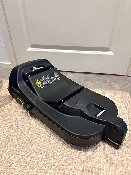 Maxi-Cosi Cabriofix i-size turvakaukalon isofix jalusta
