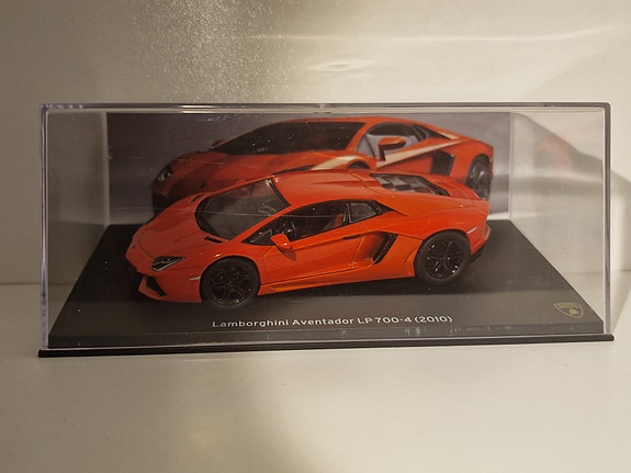 Lamborghini Aventador LP 700-4 2010 Red 1:43 Atlas