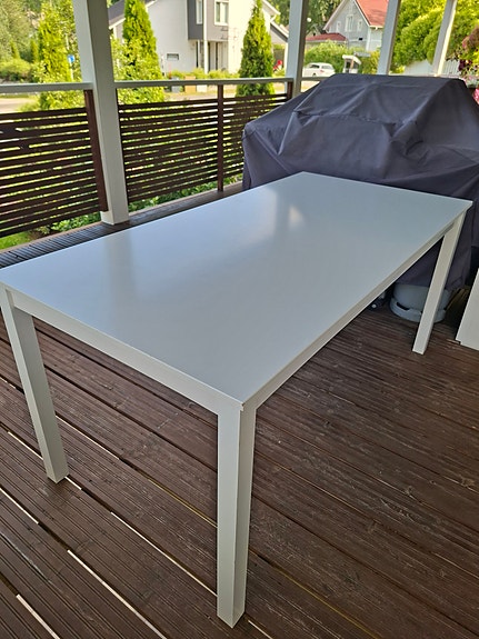 ruokapöytä 80 x 160cm