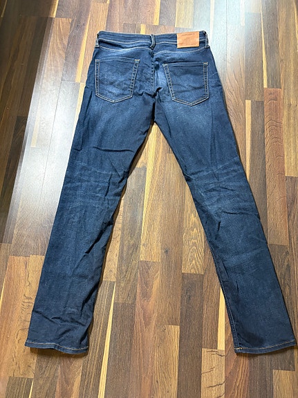 Jack & Jones miesten farkut
