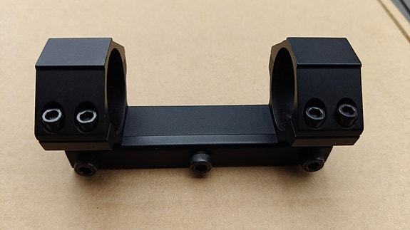 Kiikaritähtäimen jalka, 30 mm renkailla 11 mm kiskoon