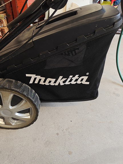 Makita ruohonleikkurin kerääjä / ruohosäiliö