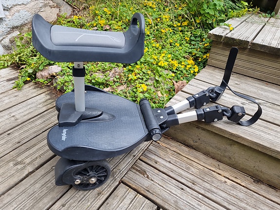 Bumprider Seisomalauta + Seat+ Istuin, Musta