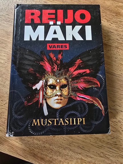 Reijo Mäki Vares Mustasiipi kovakantinen kirja