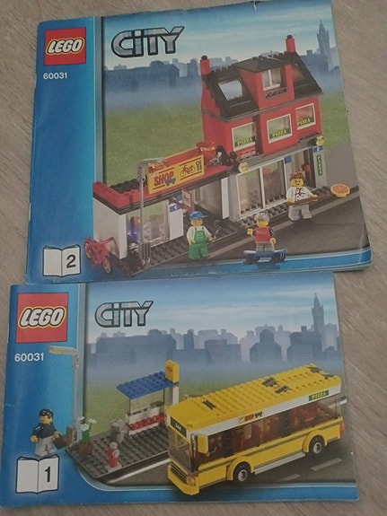LEGO city Kaupungilla tapahtuu  malli 60031