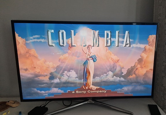 Selling Samsung 46" Full HD LED TV – Good Condition @ 75 euros