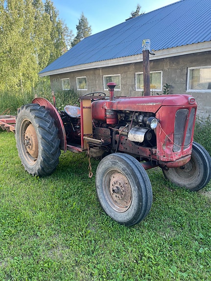 Volvo Buster 320